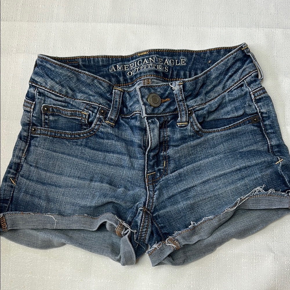 American Eagle Outfitters Super Stretch Jean Shorts Size 00
